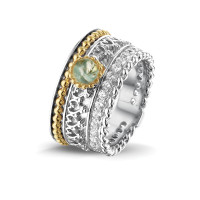 Zilveren ring, open ronde ruimte, accenten, zirkonia’s “Royals”